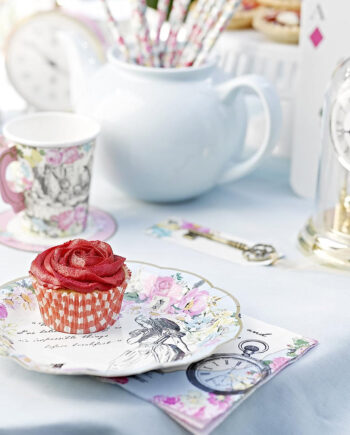 Platos de papel Truly Alice con flores